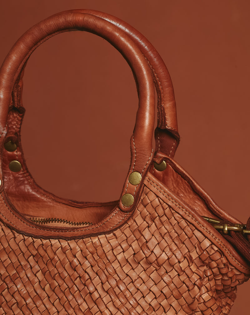 BOLSO PIEL CESTA TRENZADA CUERO