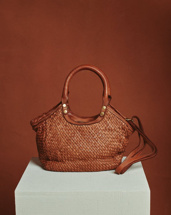 BOLSO PIEL CESTA TRENZADA CUERO - Monica Ecco