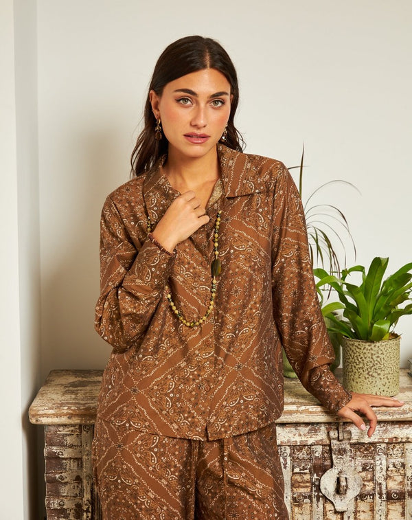 CAMISA FLORES MONA MARRÓN - Monica Ecco