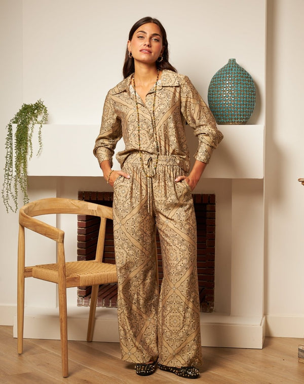 CAMISA FLORES MONA TAUPE - Monica Ecco