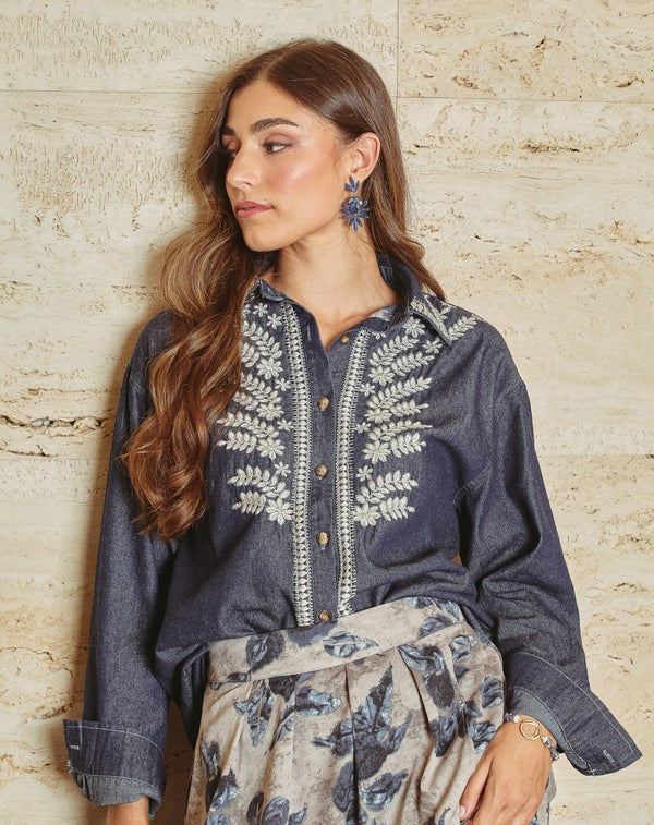 CAMISA JEANS BORDADA - Monica Ecco