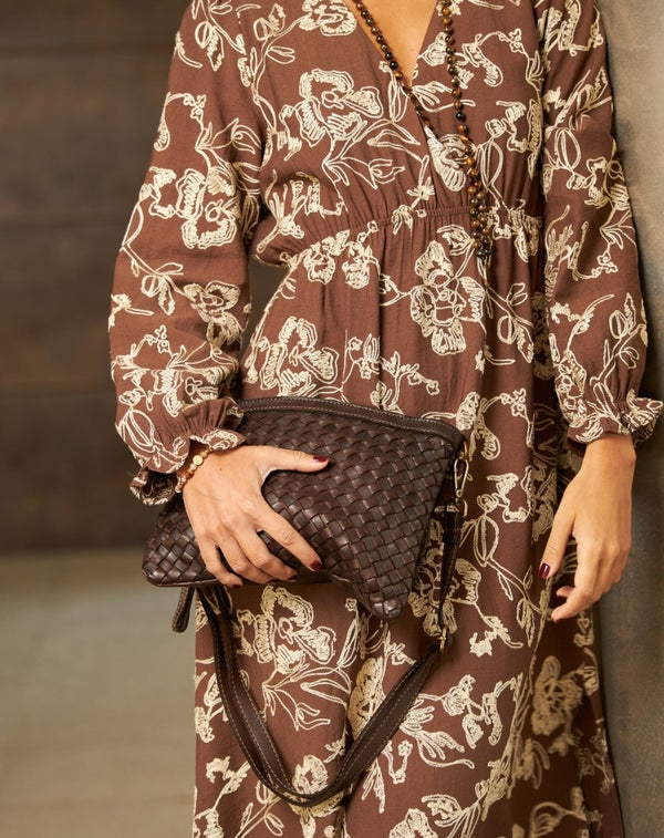 CARTERA TRENZADA MARRÓN DIANA - Monica Ecco