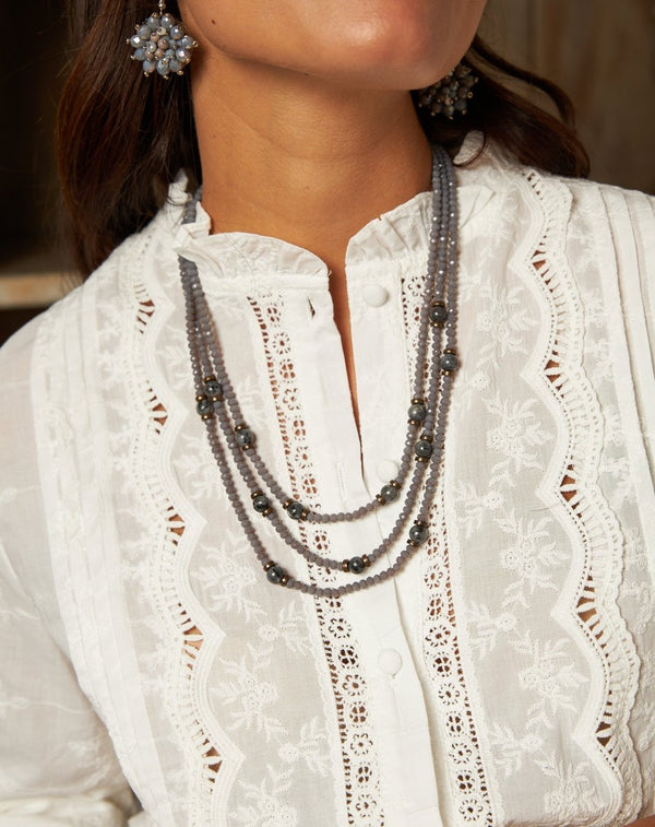 COLLAR TRIPLE CORTO GRIS - Monica Ecco