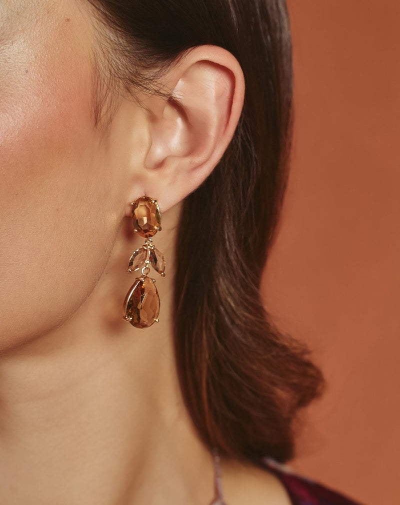 PENDIENTES CRISTAL COLGANTE AMBAR - Monica Ecco