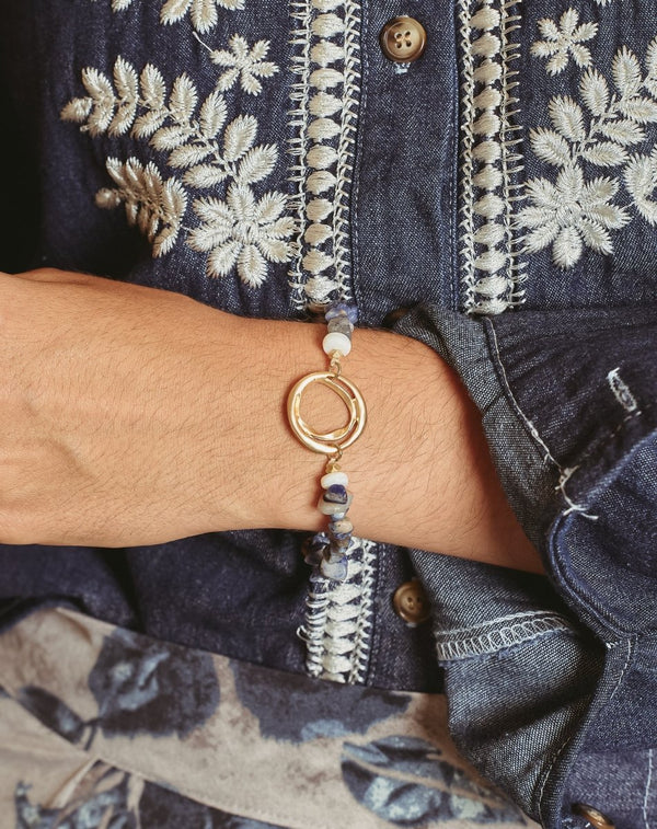 PULSERA PIEDRAS CIRCULOS MARINO - Monica Ecco