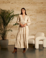 VESTIDO FLORES NURIA BEIGE - Monica Ecco